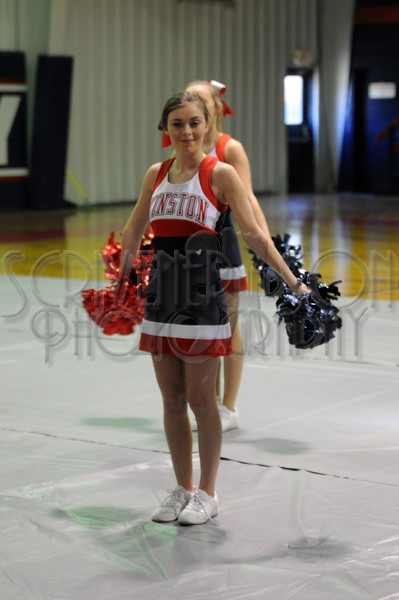 8-28 WA Pep Rally 043.JPG - SCRIVENER D300